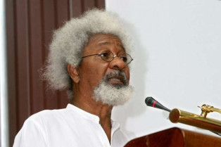 Wole Soyinka slams police over alleged attempts to stop 2Face's protest