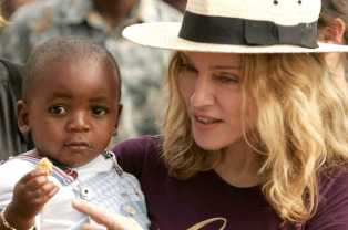 Madonna applies to adopt two more children during her visit to Malawi