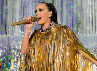 Katy Perry Set to Perform at the 2017 Grammy Awards